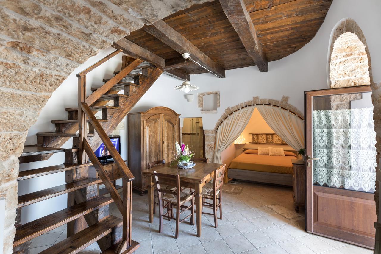 Fascino Antico Trulli B&B Martina Franca Eksteriør bilde